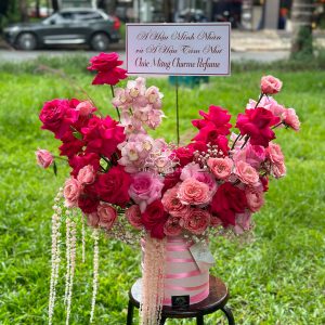 Lẵng Hoa Hồng Chúc Mừng H012