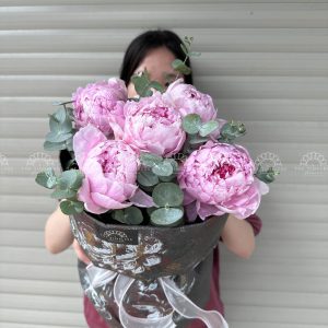 Hoa Bó Mẫu Đơn Sarah R105