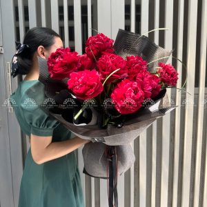 Hoa Bó 10 Mẫu Đơn Đỏ Old Faithfull S011