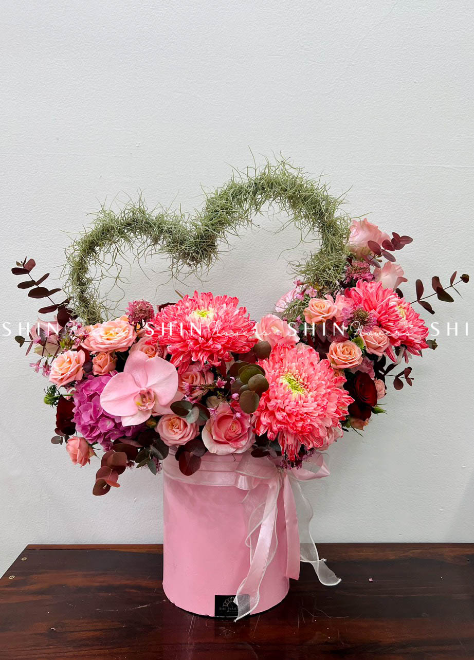 Giỏ Hoa Trái Tim tone Hồng H049