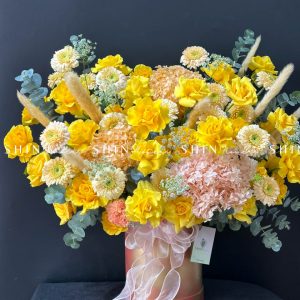 Lẵng Hoa Hồng Vàng Chúc Mừng H040