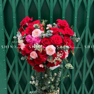 Cây Hoa Trái Tim Hoa Hồng Đỏ T005