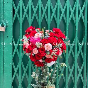 Cây Hoa Trái Tim Hoa Hồng Đỏ T005