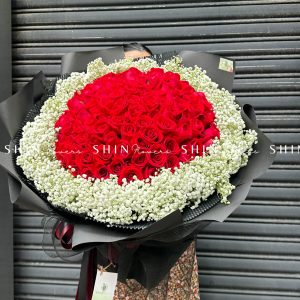 Bó Hoa 99 Hồng Đỏ Khổng Lồ Mix Baby Trắng S82