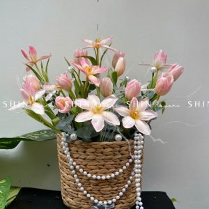 Giỏ Mây Hoa Tulip Hồng Chúc Mừng H061
