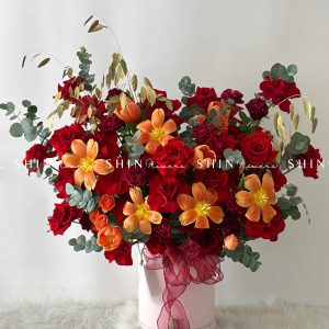 Hộp Hoa Tulip Cam mix hoa Hồng Đỏ Chúc Mừng H057
