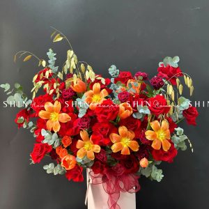 Hộp Hoa Tulip Cam mix hoa Hồng Đỏ Chúc Mừng H057
