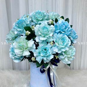 Lẵng 15 Bông Hoa Hồng Xanh Nhập Ecuador Blue Sky H71
