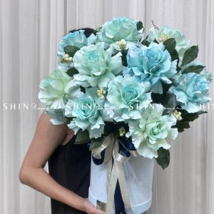 Lẵng 15 Bông Hoa Hồng Xanh Nhập Ecuador Blue Sky H71