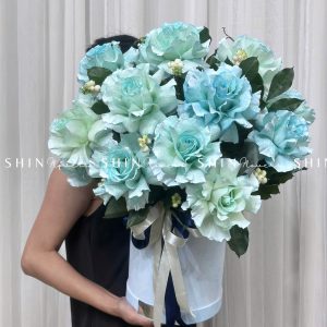 Lẵng 15 Bông Hoa Hồng Xanh Nhập Ecuador Blue Sky H71