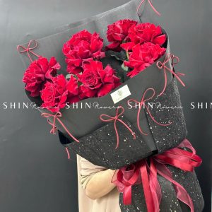 Bó 8 Hoa Hồng Đỏ Nhập Ecuador Hearts Khổng Lồ S169