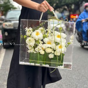 Vali Mica Hoa Tulip trắng và Dạ Lan Hương- Blooming Box B016