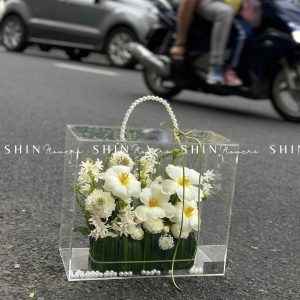 Vali Mica Hoa Tulip trắng và Dạ Lan Hương- Blooming Box B016