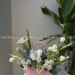 Giỏ Hoa 10 tulip Trắng H076