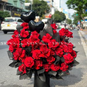 Lẵng Hoa Hồng Đỏ Chúc Mừng H080