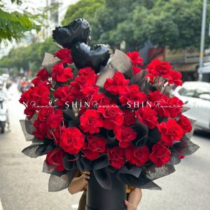 Lẵng Hoa Hồng Đỏ Chúc Mừng H080