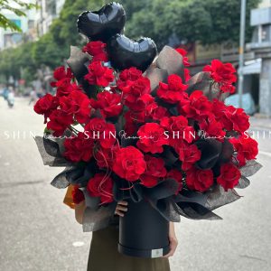 Lẵng Hoa Hồng Đỏ Chúc Mừng H080