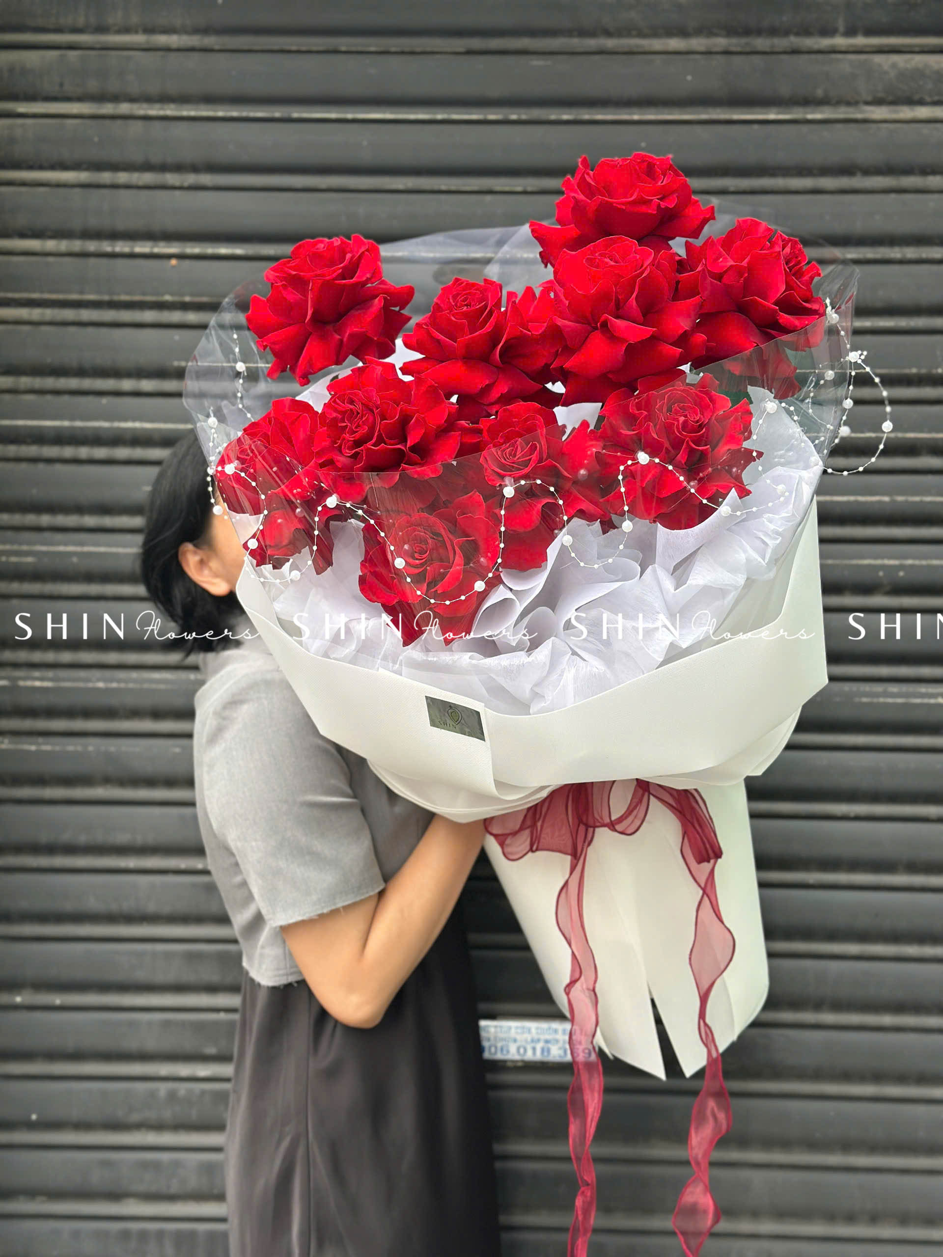 Bó hoa 10 Hoa Hồng Đỏ Nhập Ecuador Hearts S333