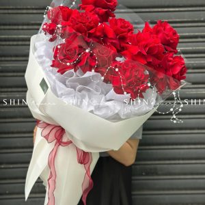 Bó hoa 10 Hoa Hồng Đỏ Nhập Ecuador Hearts S333