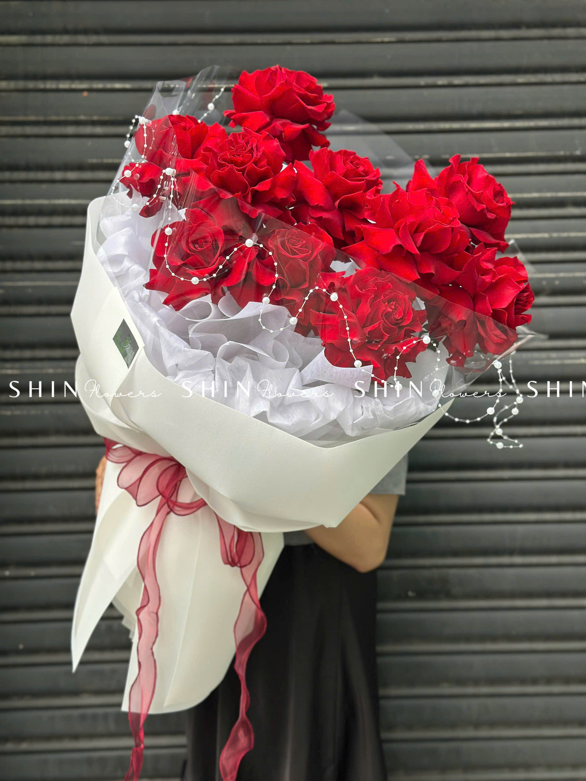 Bó hoa 10 Hoa Hồng Đỏ Nhập Ecuador Hearts S333