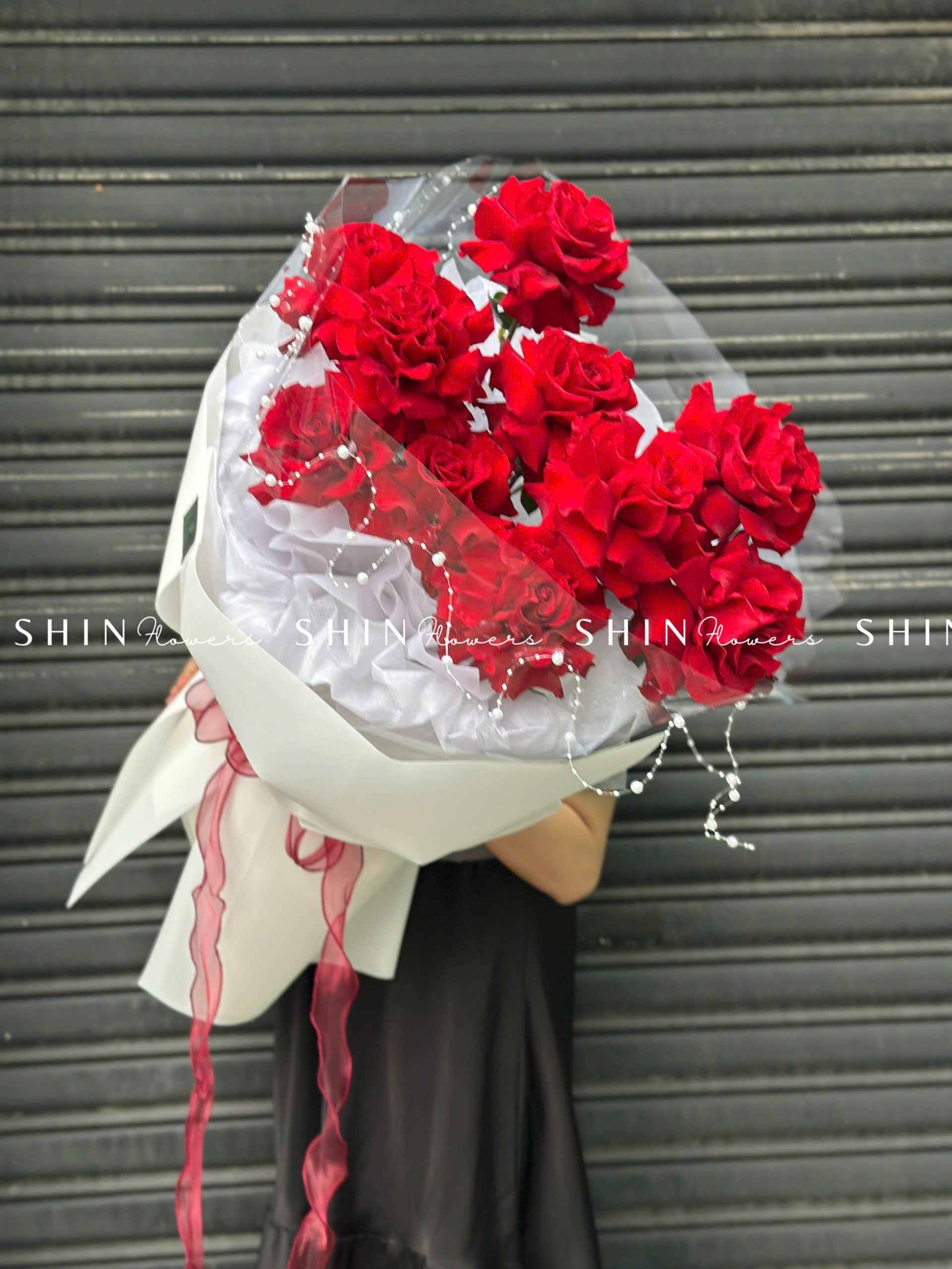 Bó hoa 10 Hoa Hồng Đỏ Nhập Ecuador Hearts S333