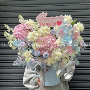 Hộp Hoa Chúc Mừng Tone Màu Ngọt Ngào H088