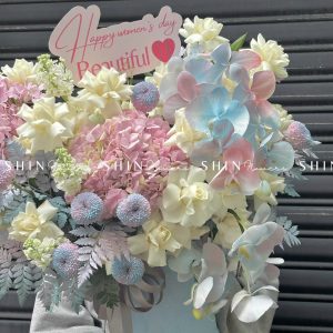 Hộp Hoa Chúc Mừng Tone Màu Ngọt Ngào H088