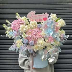 Hộp Hoa Chúc Mừng Tone Màu Ngọt Ngào H088