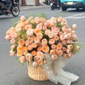 Giỏ hoa hồng chùm nàng thơ H099