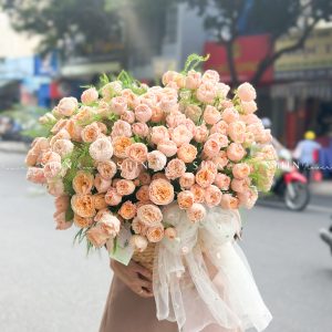 Giỏ hoa hồng chùm nàng thơ H099