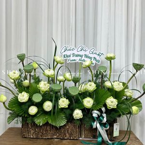 Hộp Hoa Sen Trắng chúc mừng H090