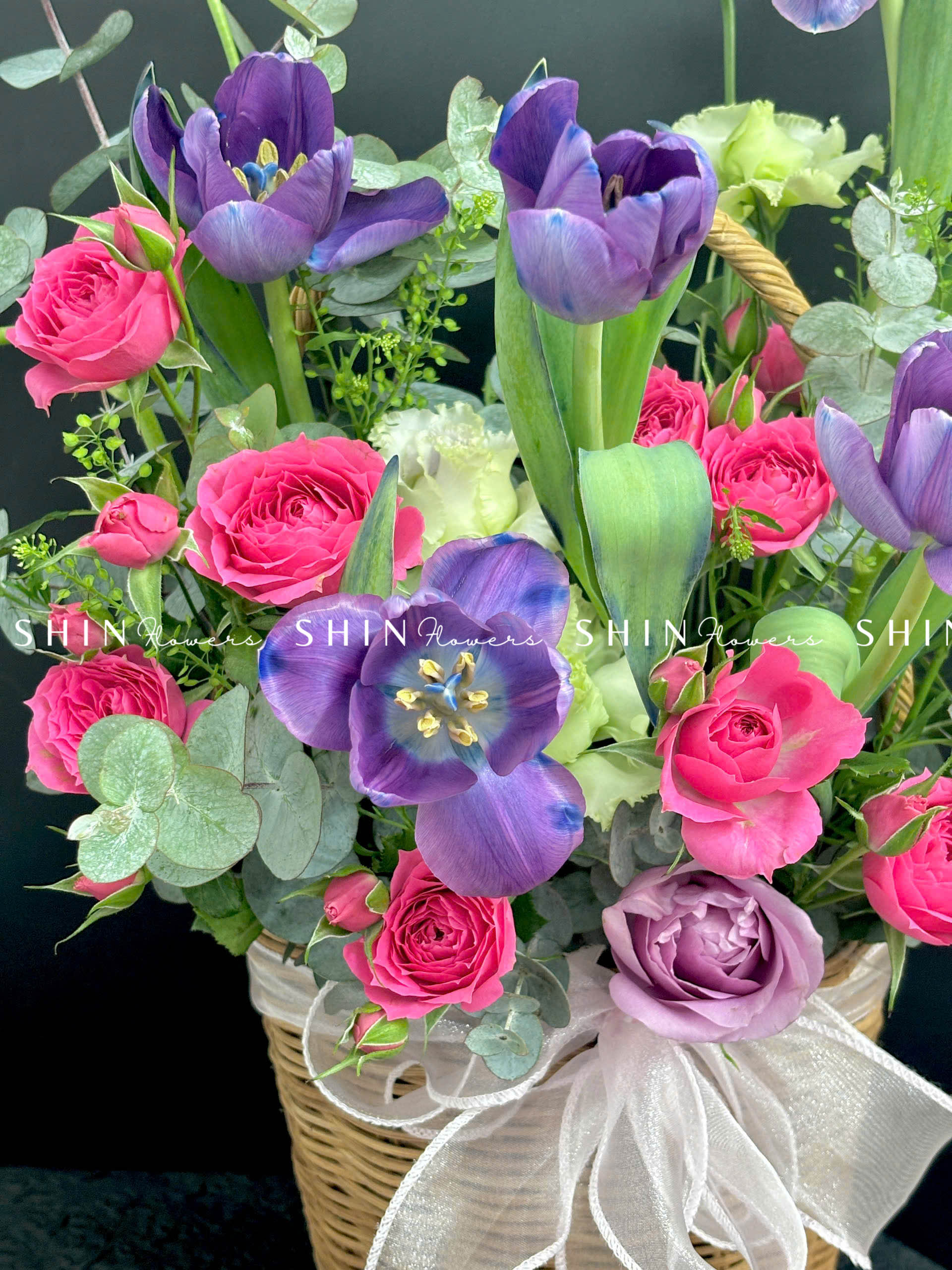 Giỏ Hoa Tulip Tím Hà Lan H086