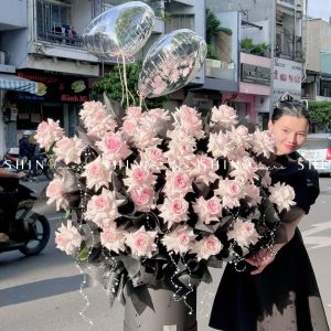 Lẵng 50 Hoa Hồng Nhập Ecuador Pink Ohara siêu khổng lồ H084