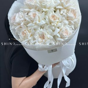 Bó Hoa Hồng 10 hoa hồng trắng White Ohara nhập Ecuador S340