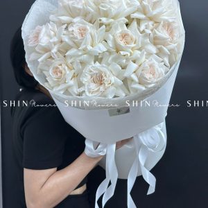 Bó Hoa Hồng 10 hoa hồng trắng White Ohara nhập Ecuador S340