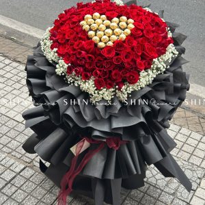 Bó Hoa 99 Hồng Đỏ Khổng Lồ Mix Chocolate và baby S355