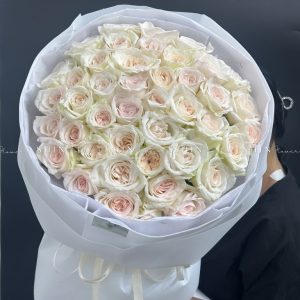 Bó Hoa 40 hồng trắng White Ohara S378