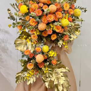 Kệ Hoa Khai Trương Hoa Cúc Mẫu Đơn Cam cao 2m K034