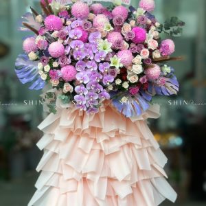 Kệ Hoa Khai Trương Hoa Cúc Mẫu Đơn Tone Hồng Tím cao 2m K05