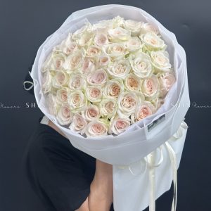 Bó Hoa 40 hồng trắng White Ohara S378