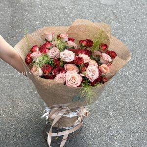 Hoa Bó Hoa Hồng Capuchino mix Hồng Chùm Chocolate S411