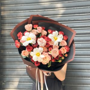 Hoa Bó Hoa Hồng mix tulip Tone Nâu S410