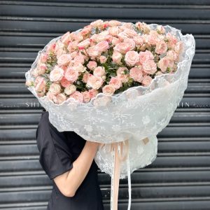 Bó Hoa Hồng Chùm Chiết Xạ S413