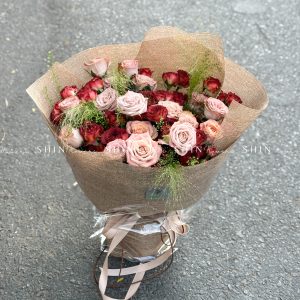 Hoa Bó Hoa Hồng Capuchino mix Hồng Chùm Chocolate S411