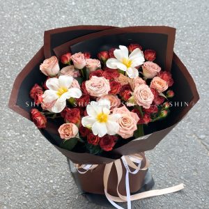 Hoa Bó Hoa Hồng mix tulip Tone Nâu S410