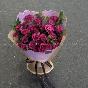 Hoa Bó Hoa Hồng Tím Blue Berry mix lá Jasmine - S402