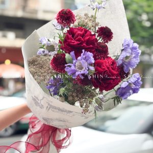 Hoa Bó 2 Mẫu Đơn Đỏ Old Faithful Mix Mùa Xuân S400