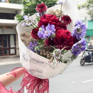 Hoa Bó 2 Mẫu Đơn Đỏ Old Faithful Mix Mùa Xuân S400