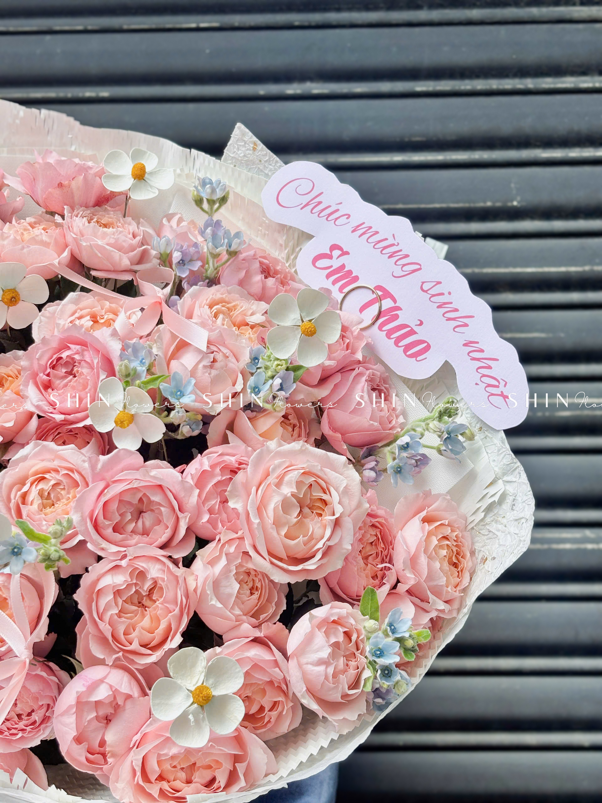 Bó Hoa Hồng Chùm Julieta Siêu Khổng Lồ S420