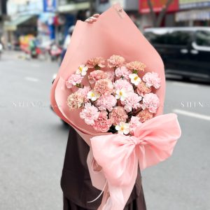 Hoa Bó Cẩm Chướng Hồng Nơ Lụa S459